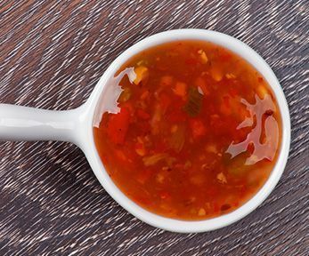 Come si fa la salsa agrodolce piccante Come si fa la salsa agrodolce piccante