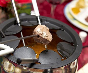 Come fare la fondue bourguignonne Come fare la fondue bourguignonne