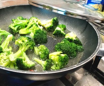 Come cucinare le cime di rapa in padella Come cucinare le cime di rapa in padella