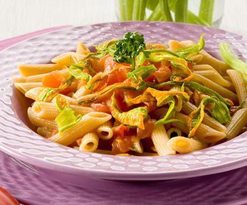 Come cucinare pasta e fiori di zucca