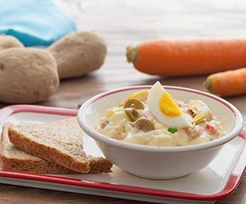 Come fare l'insalata russa Come fare l'insalata russa