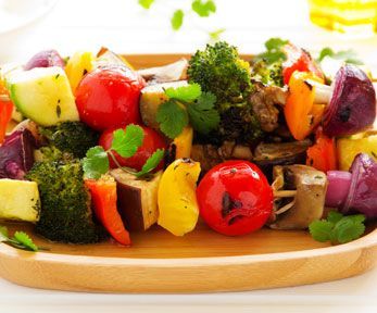 Come cucinare gli spiedini di verdure gratinate