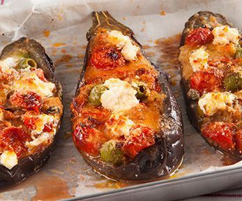 Come cucinare le verdure al forno ripiene Come cucinare le verdure al forno ripiene