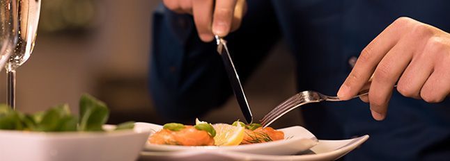 Galateo a casa e galateo al ristorante