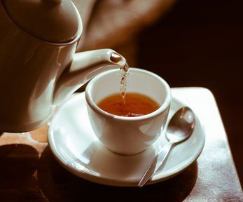 Bevande aromatizzate con chiodi di garofano