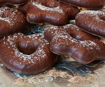 Dolci aromatizzati con chiodi di garofano