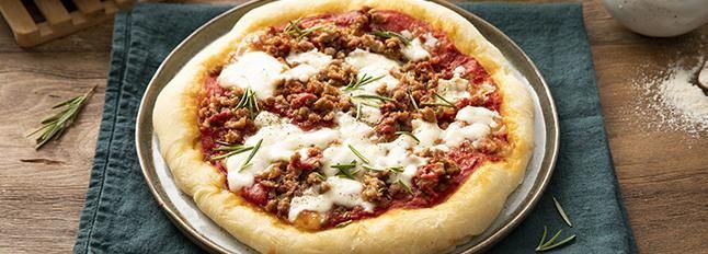 Pizza con salsiccia