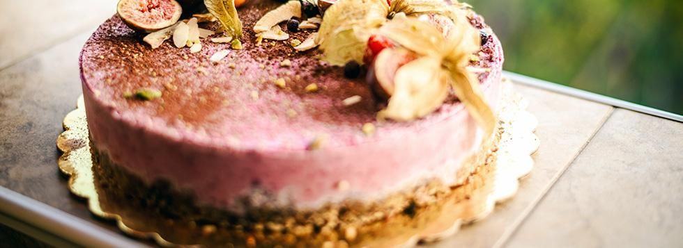 Cheesecake al cioccolato rosa