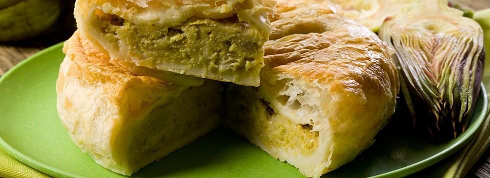 Torta salata con carciofi e tonno Torta salata con carciofi e tonno