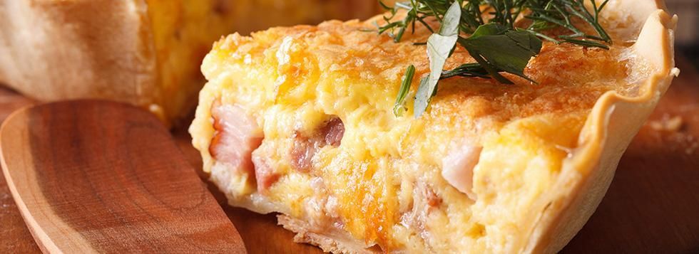 Torta salata con cavolfiore e prosciutto cotto