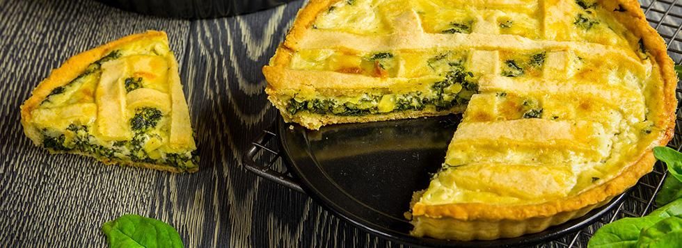 Torta salata con scarola e scamorza