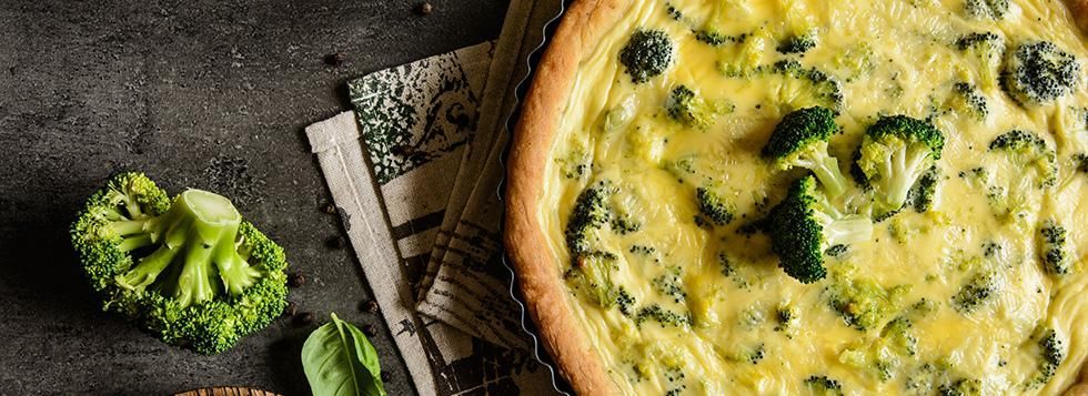Torta salata con verdure e scamorza