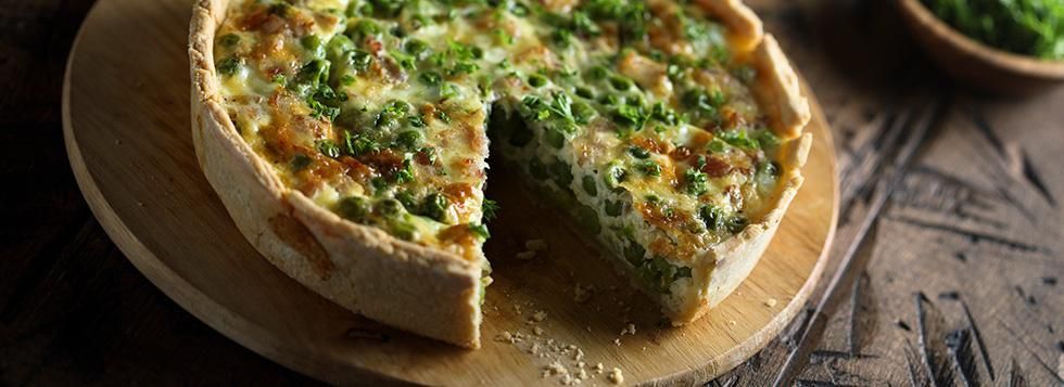 Torta salata con verza e scamorza