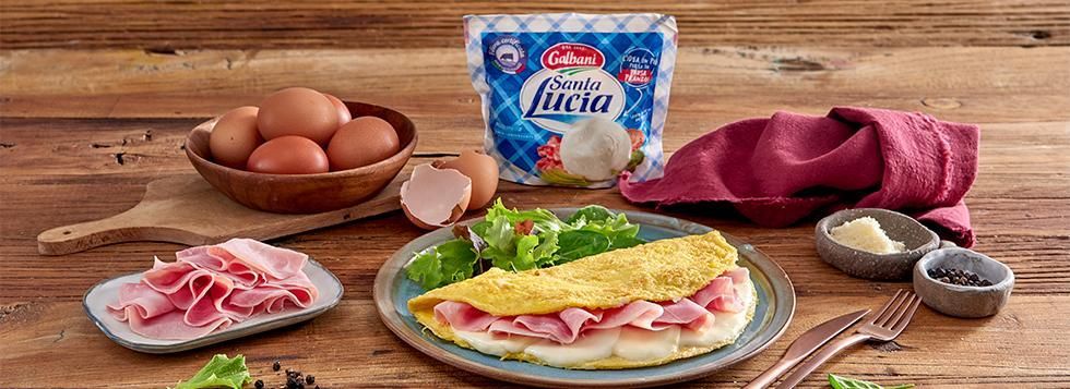 Omelette prosciutto e mozzarella