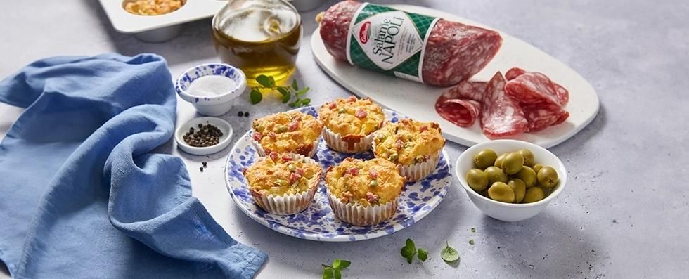 Mini muffin con salame, olive e provola