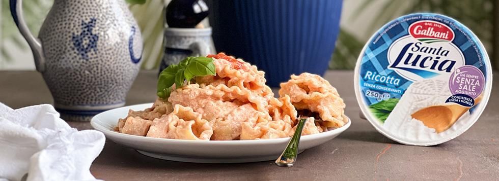 Pasta ricotta e pomodoro