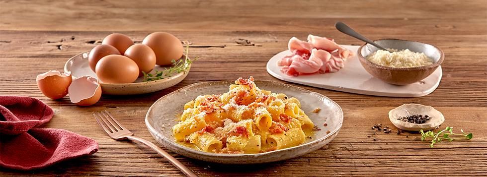 Maccheroni alla carbonara rivisitata con Grangusto Galbani 