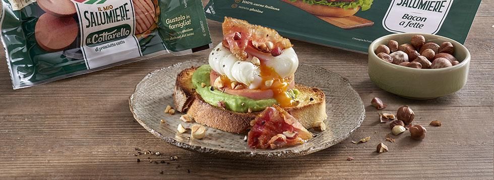 Crostone con uovo, avocado e Il Cottarello