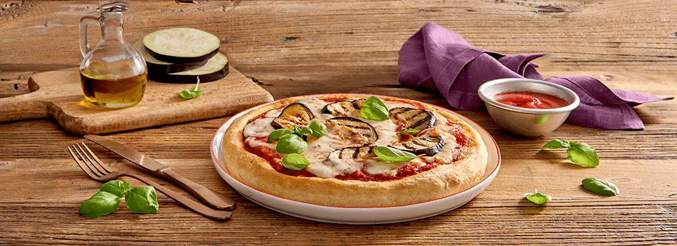 Pizza con melanzane grigliate Pizza con melanzane grigliate