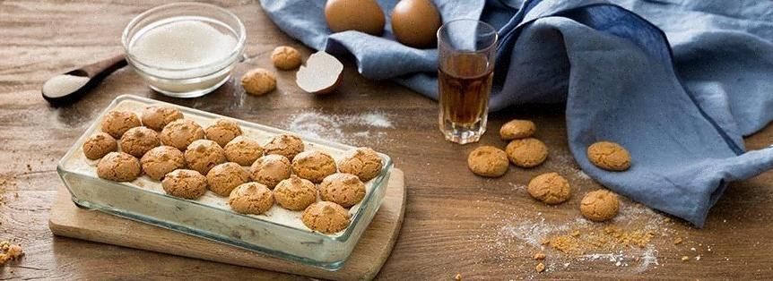 Cheesecake agli amaretti Cheesecake agli amaretti