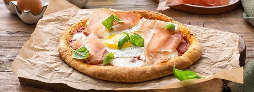 Pizza integrale con mozzarella senza lattosio
