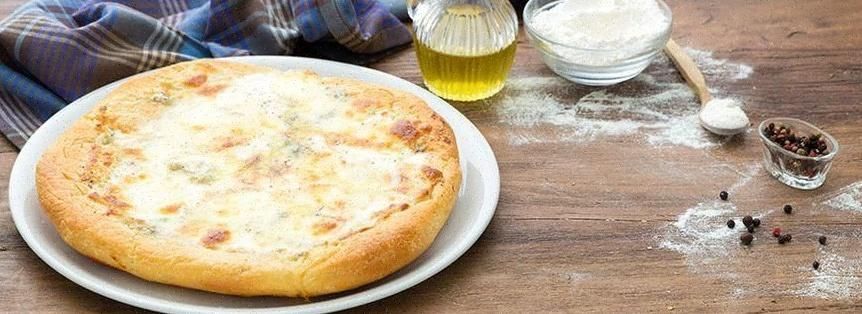 Pizza rustica ai 3 formaggi Pizza rustica ai 3 formaggi