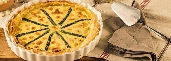 Quiche bicolore agli asparagi Quiche bicolore agli asparagi