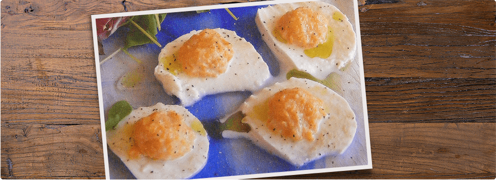 Uova fritte (Mozzarella la Leggera  Santa Lucia Galbani con purea di carote)