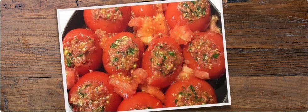 Pomodori ripeni con riso avanzato
