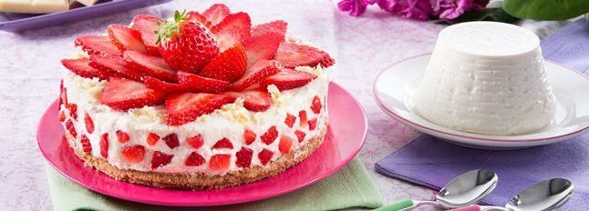 Cheesecake Fredda con ricotta, fragole e cioccolato bianco (senza cottura)