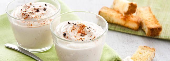 Crostini con spuma di ricotta salata alla paprika