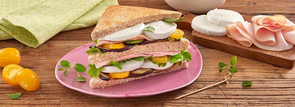 Club Sandwich Tacchino, Melanzane e Pomodorini