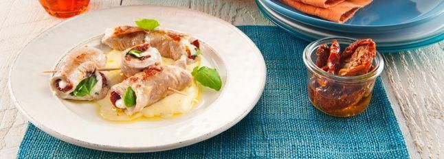 Involtini di vitello con Fette alla Mozzarella e pomodorini secchi