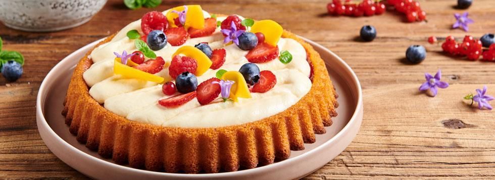 Torta soffice al mascarpone e frutta fresca