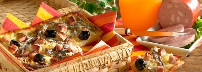 Pissaladiere con cipolle e Galbanella