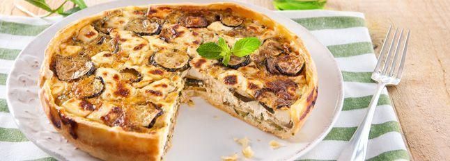 Torta salata con Certosa, zucchine e menta
