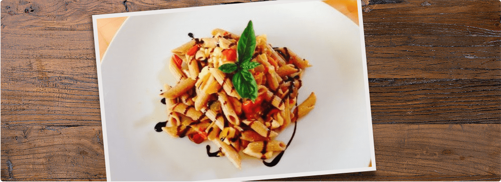 Pasta fredda olive nere e peperoni
