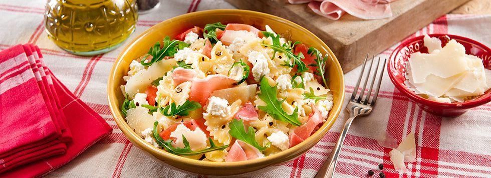 Farfalle con ricotta, crudo e rucola