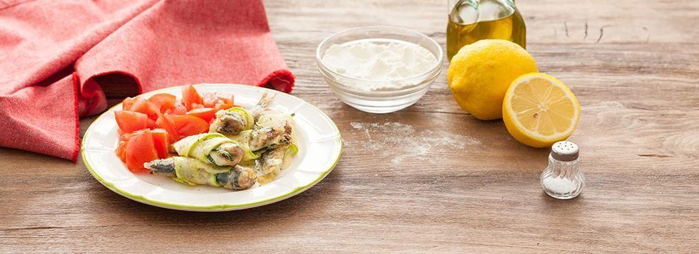 Alici fritte in farina di limone ripiene di mozzarella e zucchine