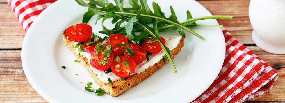 Bruschette al pomodoro con formaggino
