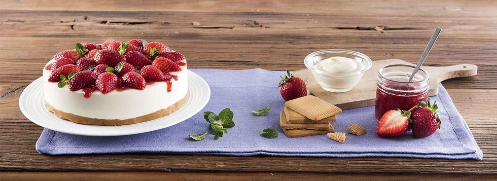 Cheesecake alle fragole e marmellata di fragole