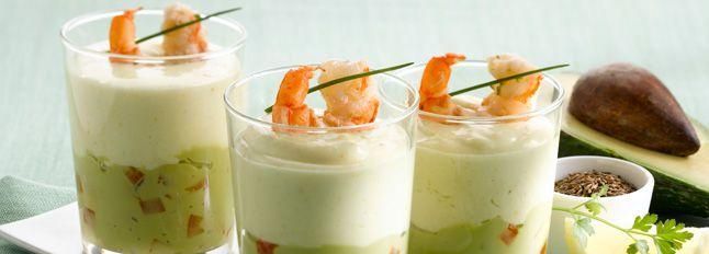 Cocktail di avocado, dadini di pomodori e Certosa con gamberi