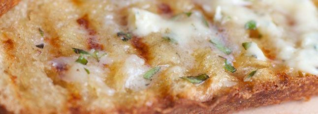 Crostini al gorgonzola