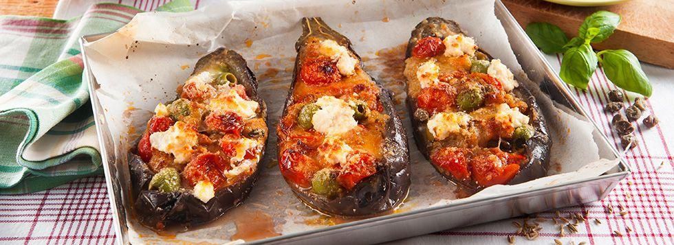 Melanzane ripiene con ricotta e pomodorini