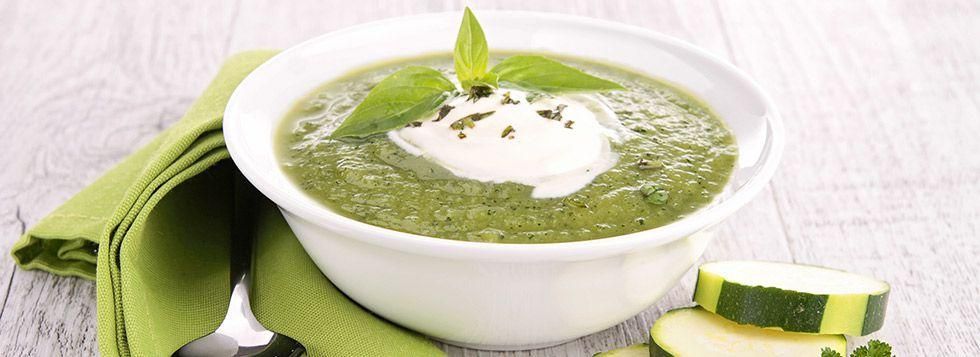 Minestra di zucchine con cuore di formaggino