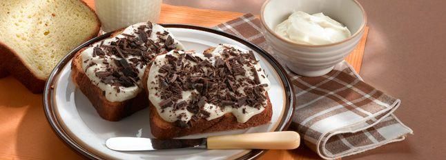 Pan brioche Certosa, miele e scaglie di cioccolato