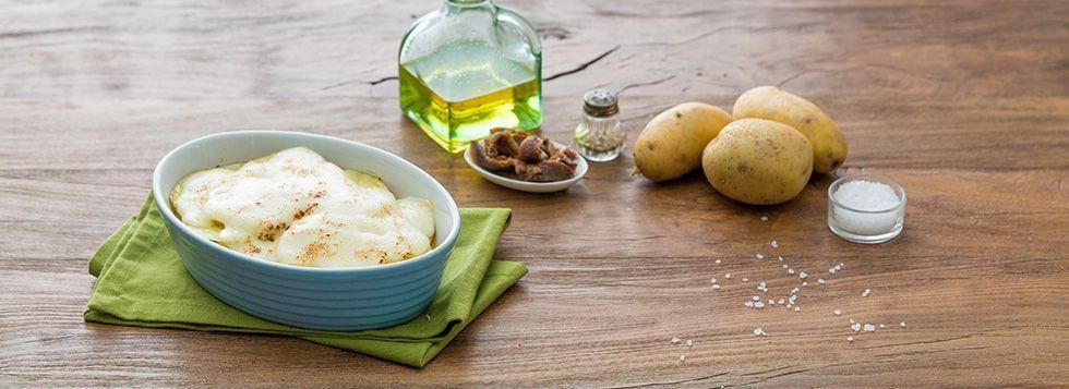 Parmigiana di patate e acciughe