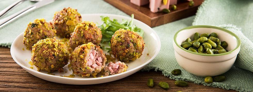 POLPETTINE DI CARNE E MORTADELLA GALBANELLA IN GRANELLA DI PISTACCHI