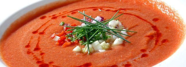 Gazpacho di pomodoro con Certosa croccante