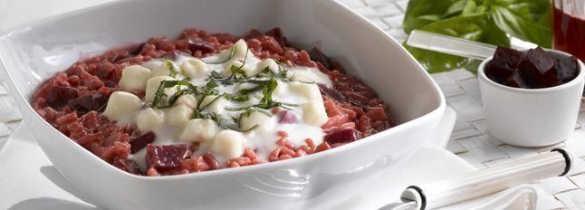 Risotto di rapa rossa con basilico e Bel Paese